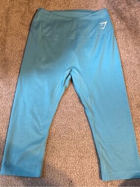 Gymshark Kids Teal Cropped Leggings with Logo